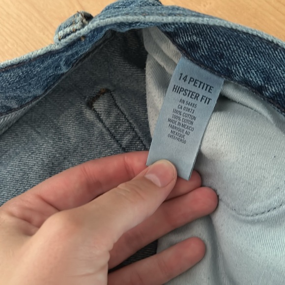 Hipster Fit Jeans - Picture 4 of 5